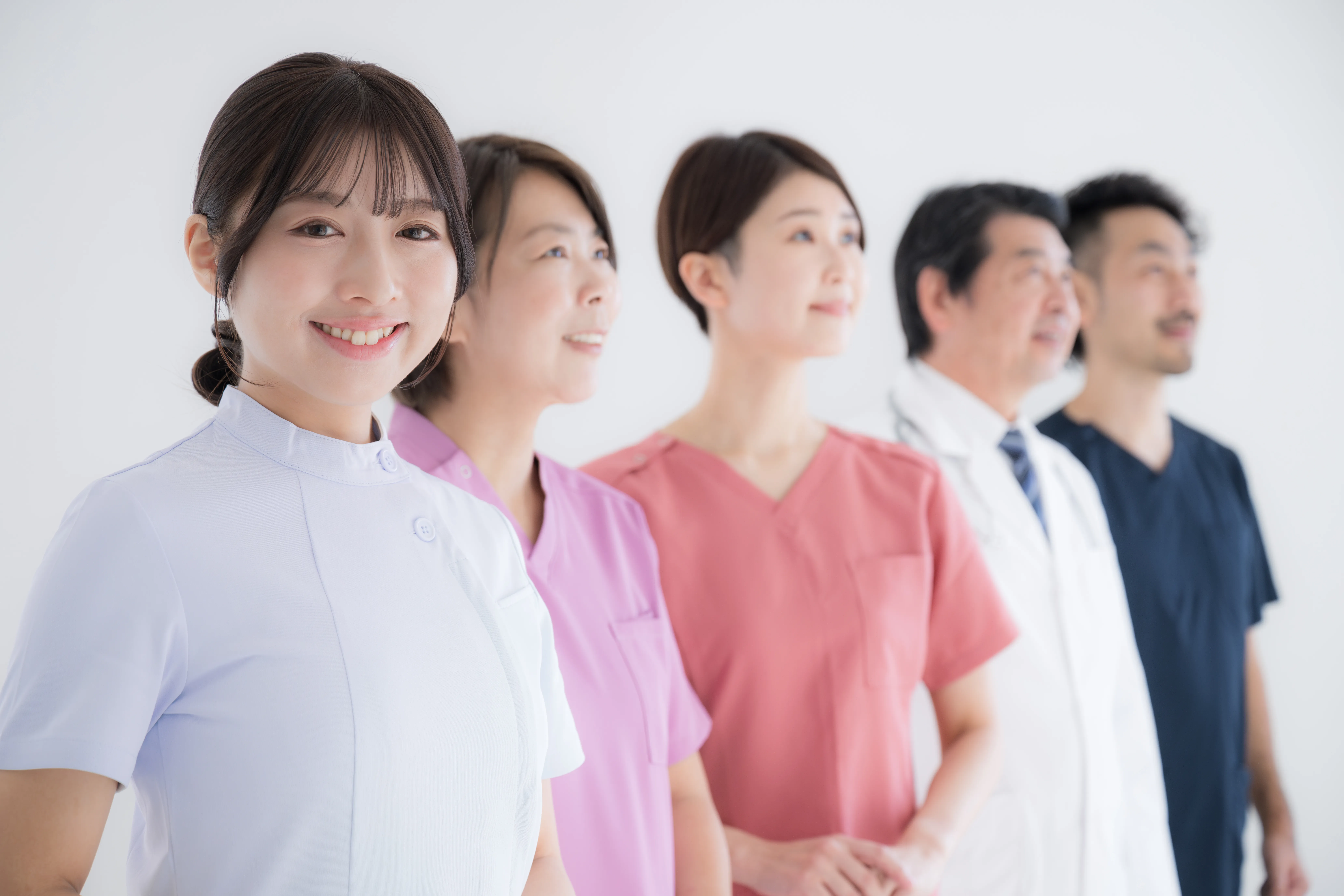採用